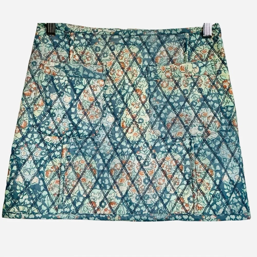 FREE PEOPLE Quilted Darla Floral‎ Print  Blue Mini Skirt Patch Pockets Boho XS